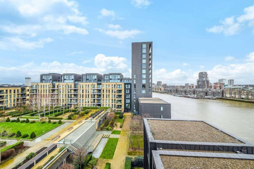 2 Bed Riverside Appartamento